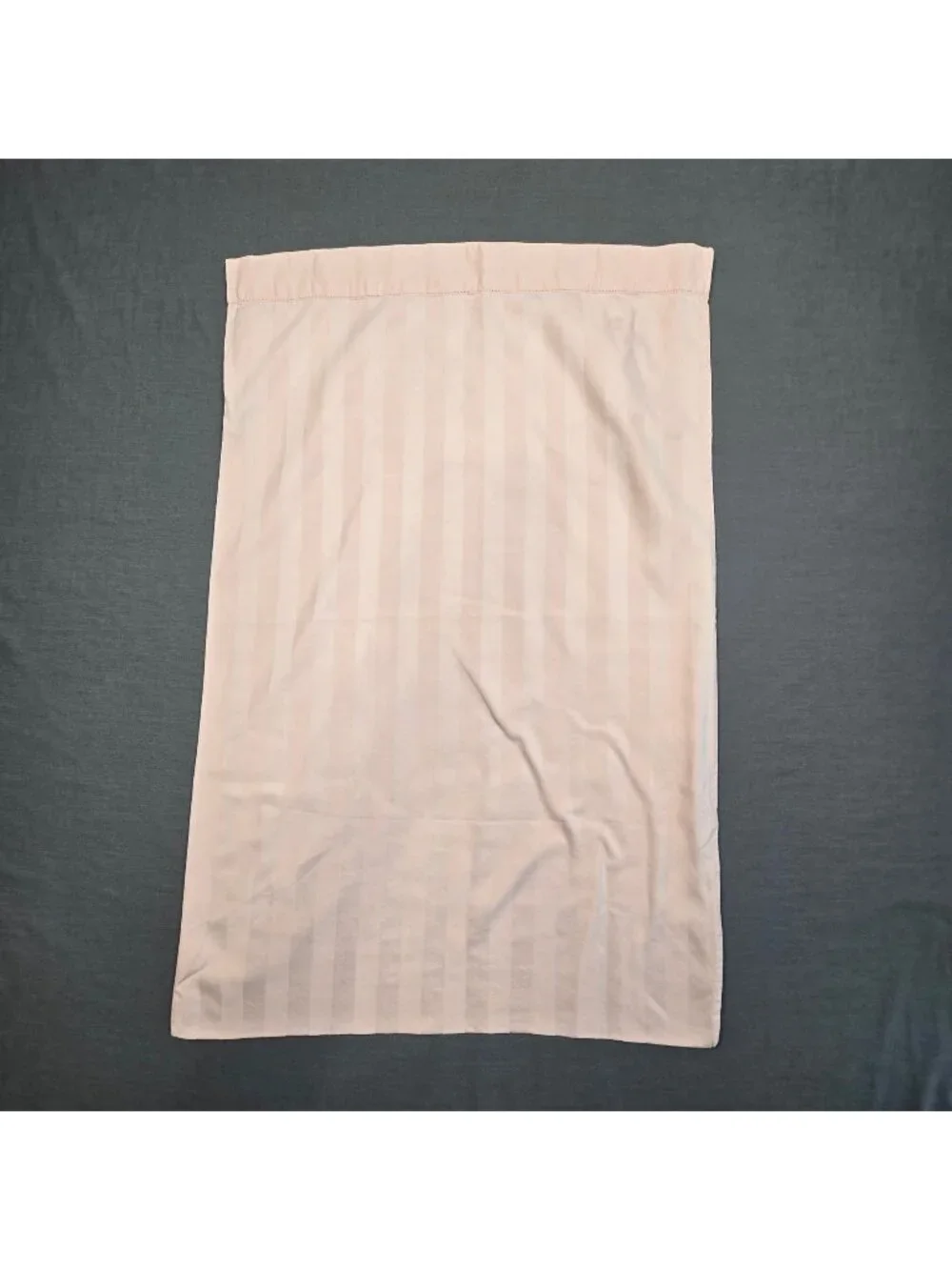 Charter Club Standard/Queen Damask Pillowcase 100% Cotton Pink Striped